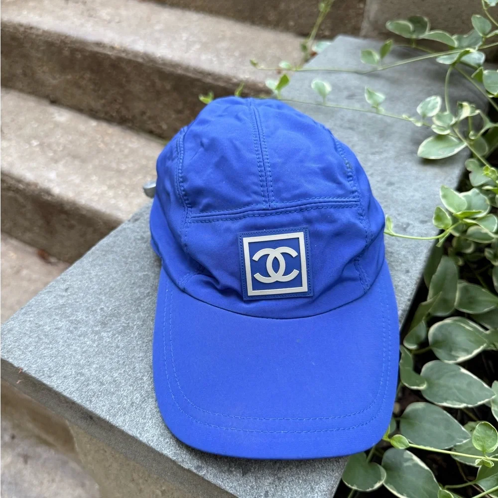 Extremely rare vintage authentic Chanel Blue Athletic Hat with Logo - Picture 6 of 7